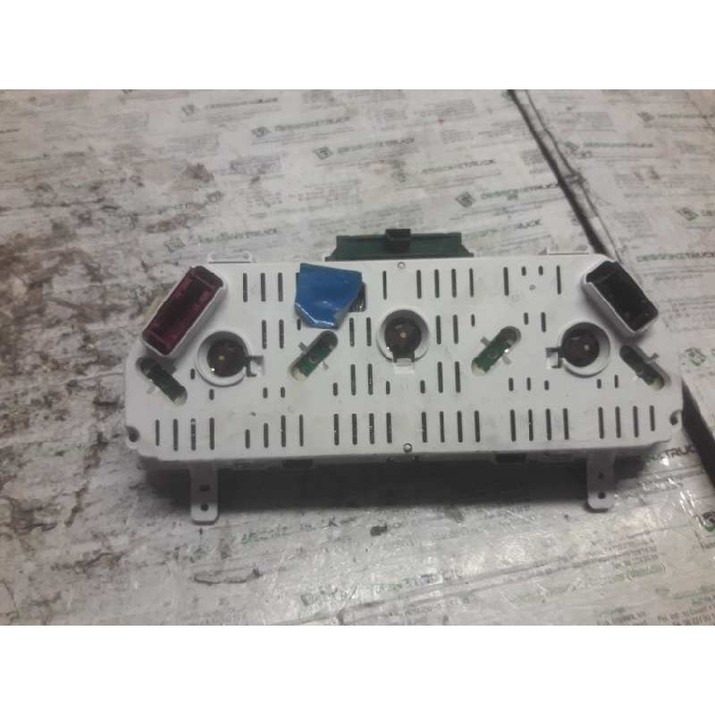 Recambio de cuadro instrumentos para land rover freelander baikal familiar referencia OEM IAM LR0016003 YAC500160 8RCV3433MHZ - Azul 3