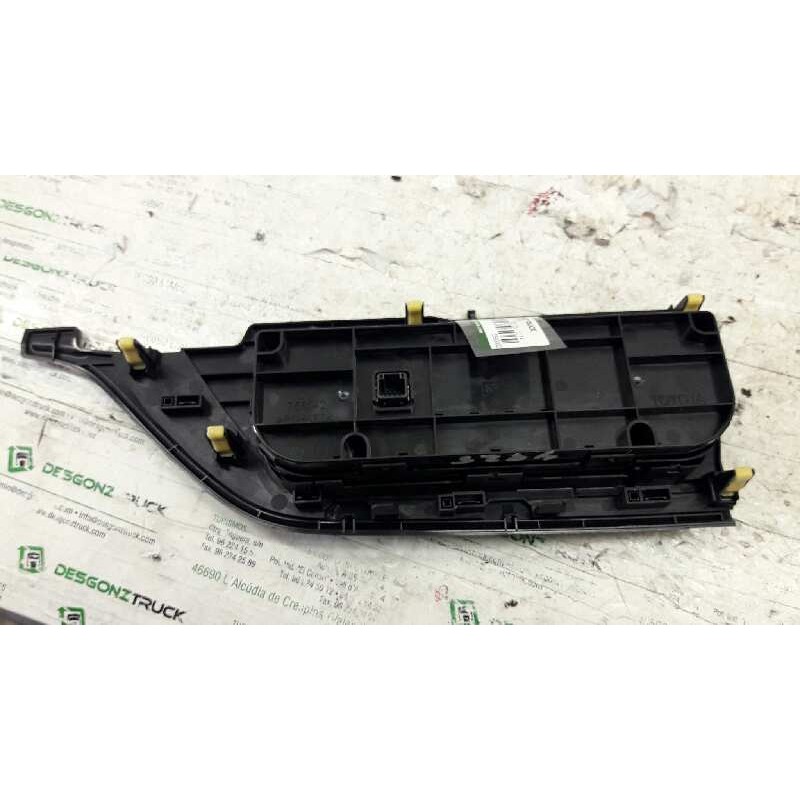 Recambio de mando climatizador para toyota auris live referencia OEM IAM 5590002380  