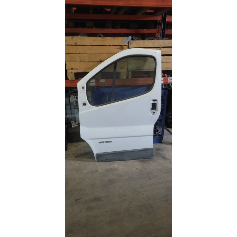 Recambio de puerta delantera izquierda para renault trafic combi (ab 4.01) 1.9 diesel referencia OEM IAM   