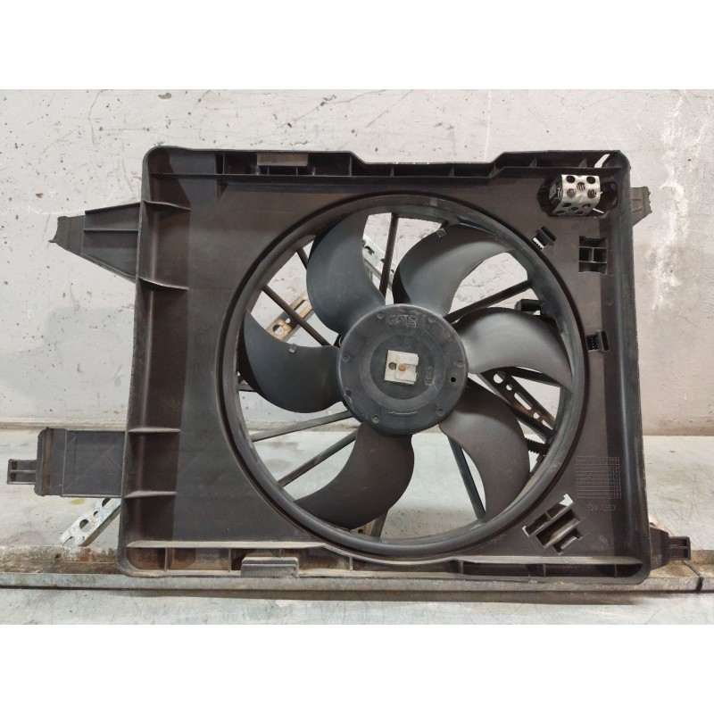 Recambio de electroventilador para renault scenic ii authentique referencia OEM IAM 8200151465A  