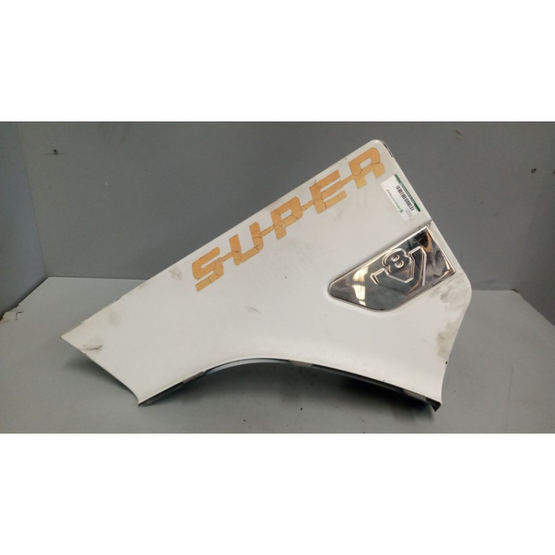 Recambio de moldura para scania r i r 580 referencia OEM IAM 1431933  MOLDURA GUARDABARROS DELANTERO IZQUIERDO