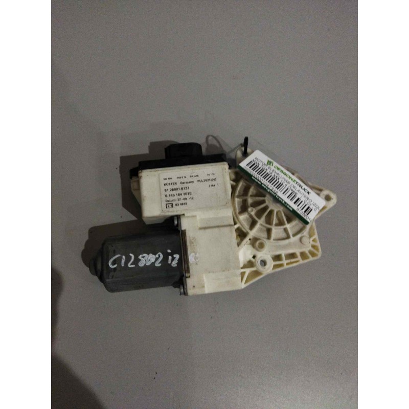 Recambio de motor elevalunas delantero izquierdo para man tgx 18.xxx 12.4 diesel referencia OEM IAM 81286016137  