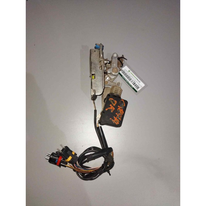 Recambio de cerradura puerta delantera derecha para man tgx 18.xxx 12.4 diesel referencia OEM IAM 81626806146  