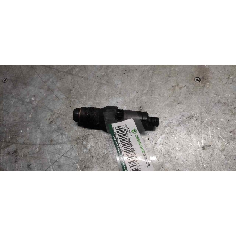 Recambio de inyector para citroën xsara berlina 1.9 diesel referencia OEM IAM LCR6736001  