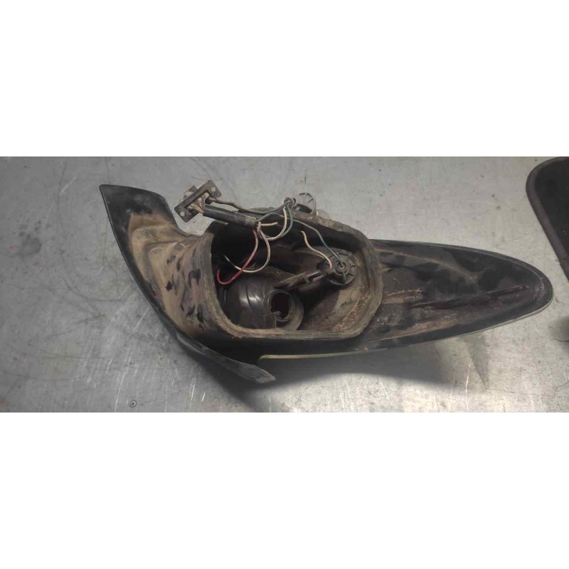 Recambio de piloto trasero derecho para peugeot 206 berlina xr referencia OEM IAM  TUNING 2