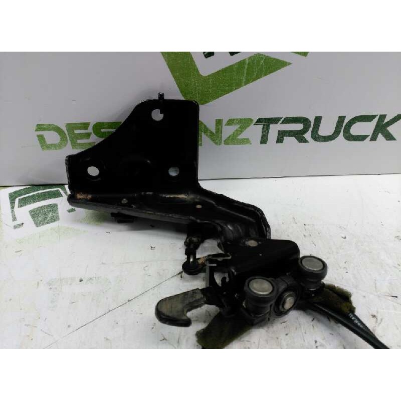Recambio de bisagra con guia y cierre izquierda para peugeot partner (s2) combi plus referencia OEM IAM 3
