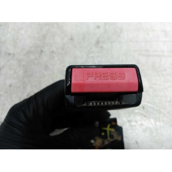 Recambio de enganche de cinturon trasero izquierdo para peugeot 307 (s1) xs referencia OEM IAM   