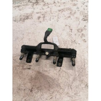 Recambio de rampa inyectora para peugeot 206 berlina 1.4 referencia OEM IAM 9625194080  