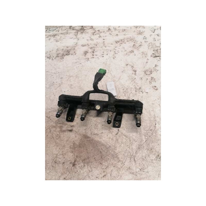 Recambio de rampa inyectora para peugeot 206 berlina 1.4 referencia OEM IAM 9625194080 2