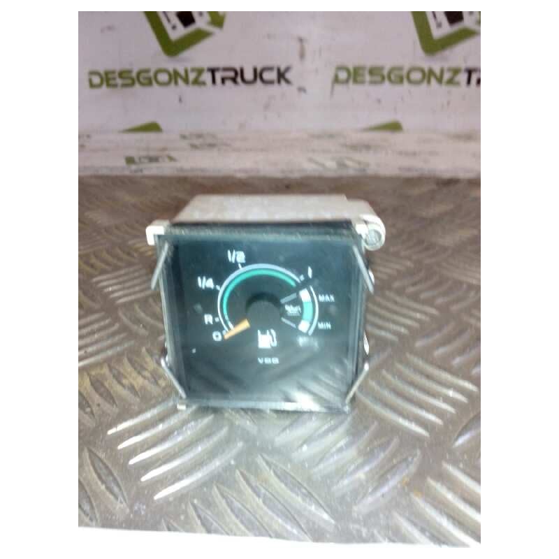 Recambio de cuadro instrumentos para pegaso trucks serie 1200 1236 referencia OEM IAM 30142013 INDICADOR COMBUSTIBLE 