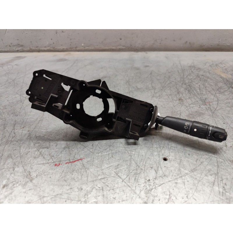 Recambio de mando limpia para citroën xsara berlina 1.9 td sx referencia OEM IAM   