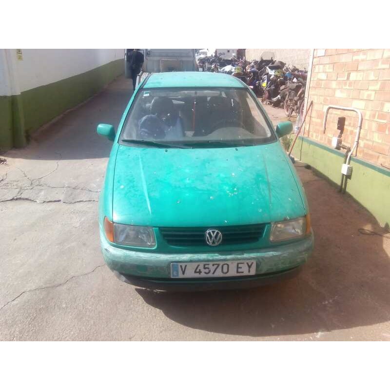 VOLKSWAGEN POLO BERLINA (6N1)