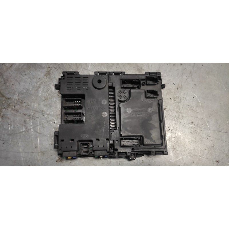 Recambio de caja reles / fusibles para peugeot 206 berlina 1.9 diesel referencia OEM IAM 9626460880  BSI