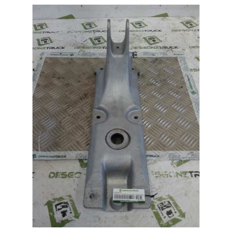 Recambio de soporte para renault premium route 2006 fas 4x2 larga distancia referencia OEM IAM 5010552371  