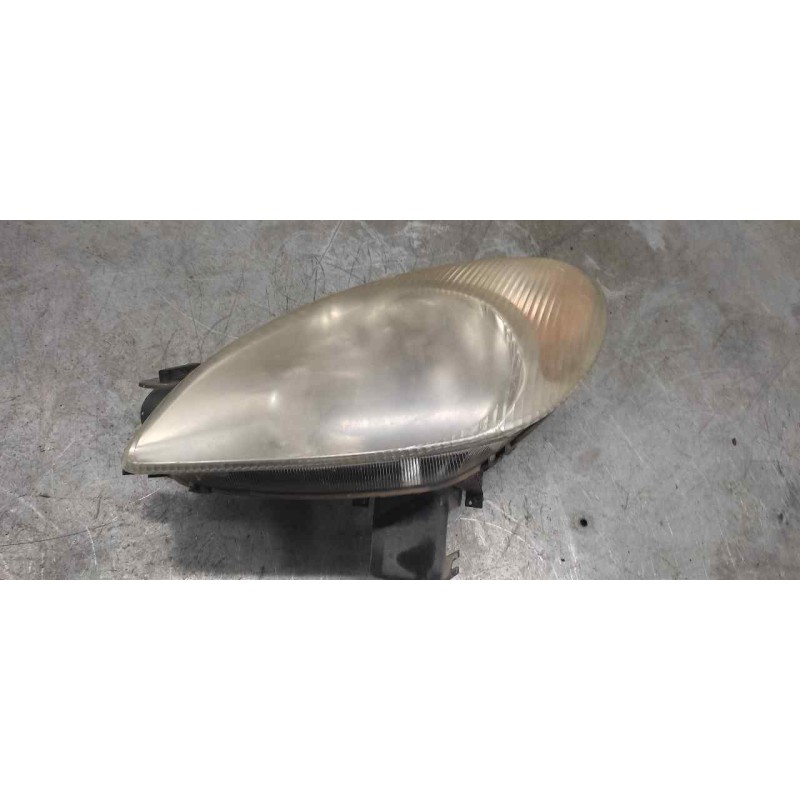 Recambio de faro izquierdo para citroën xsara picasso 2.0 hdi sx plus referencia OEM IAM 9631495180  