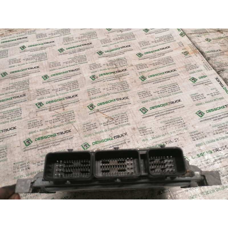 Recambio de centralita motor uce para renault scenic ii authentique referencia OEM IAM 8200565863 8200592611 S122326109A 3