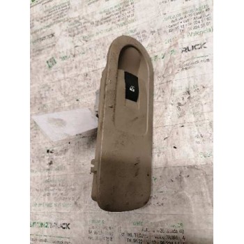 MANDO ELEVALUNAS DELANTERO DERECHO 156013740 6 PINS 