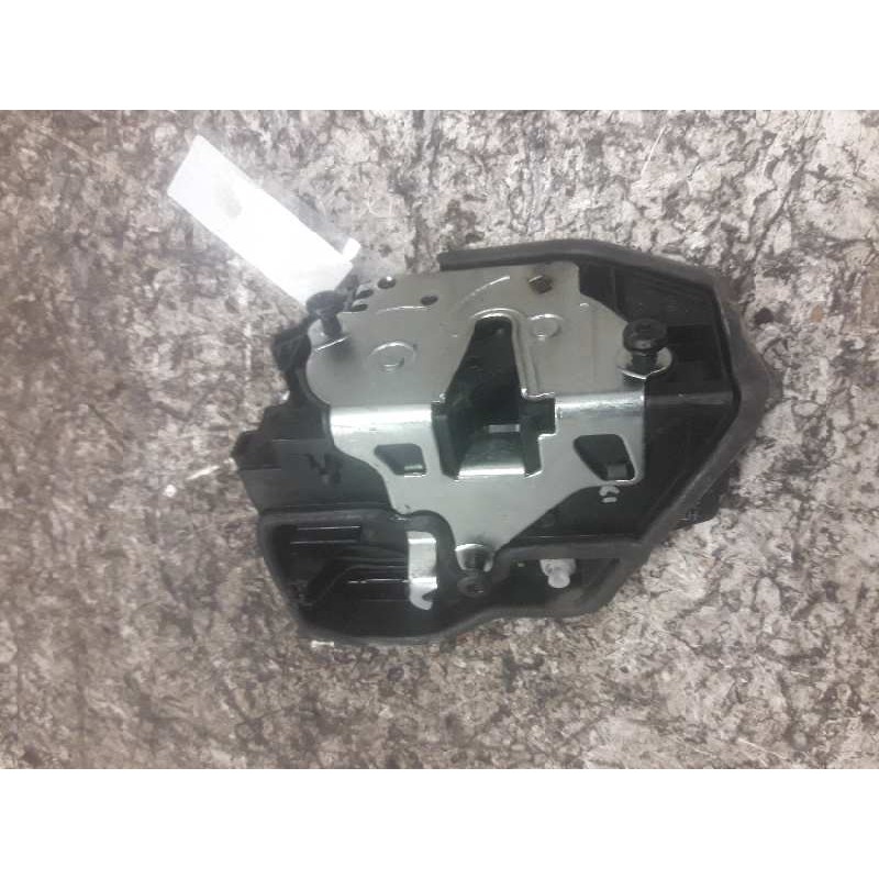 Recambio de cerradura puerta trasera izquierda para bmw x3 (f25) xdrive 20d referencia OEM IAM 7229459 4 PINS 