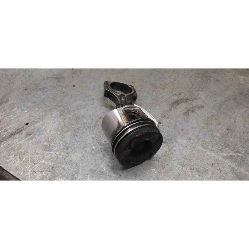 Recambio de piston para renault master ii phase 2 combi combi 2t8 l1 9 - plazas referencia OEM IAM   