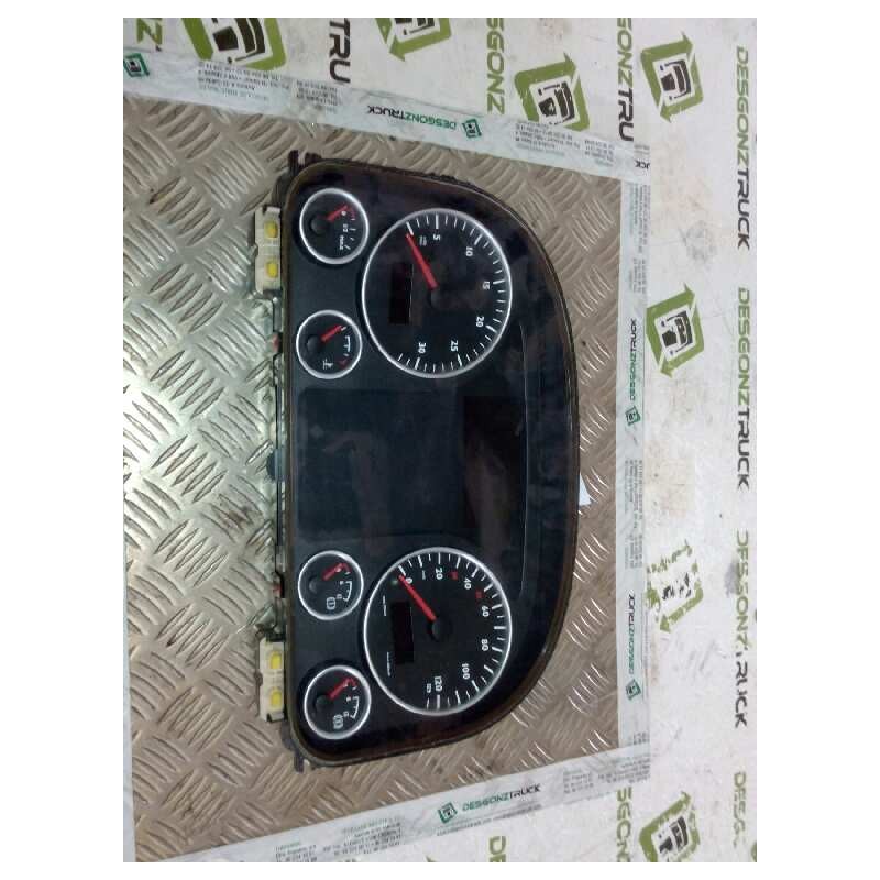 Recambio de cuadro instrumentos para man tgx 18.xxx fg / 4x2 ll xl referencia OEM IAM 81272026240  