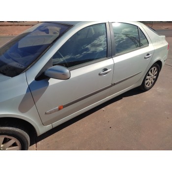 renault laguna ii (bg0) del año 2001