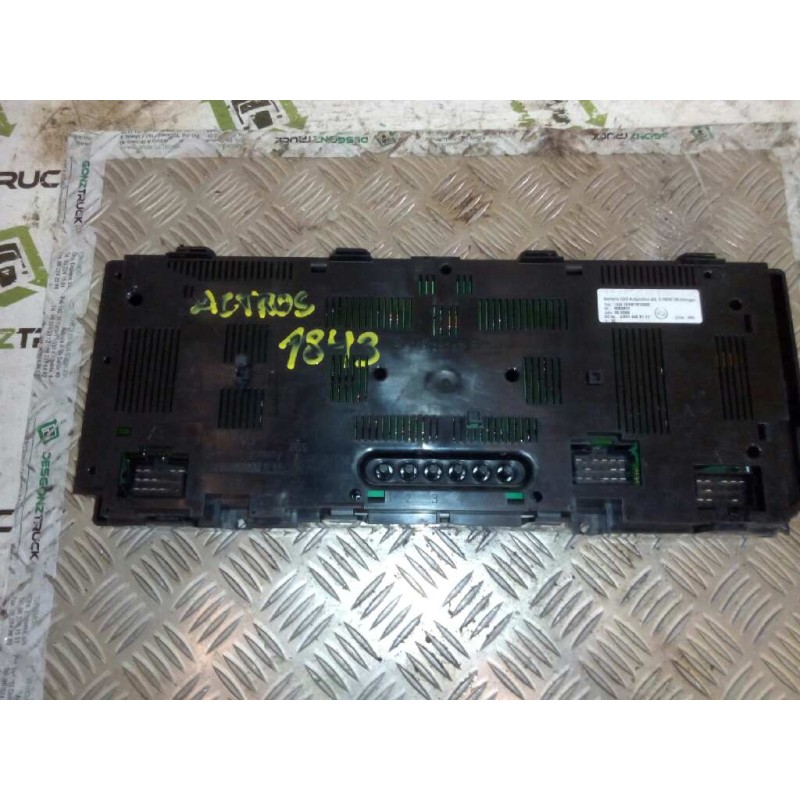 Recambio de cuadro instrumentos para mercedes-benz actros 2-ejes 6-cil. serie/bm 1843 (4x2) om 501 la l (largo) referencia OEM I 3