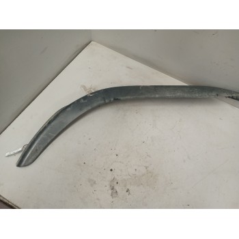 PASO RUEDA DELANTERO IZQUIERDO 20529685 MOLDURA PASO RUEDA IZQUIERDO 