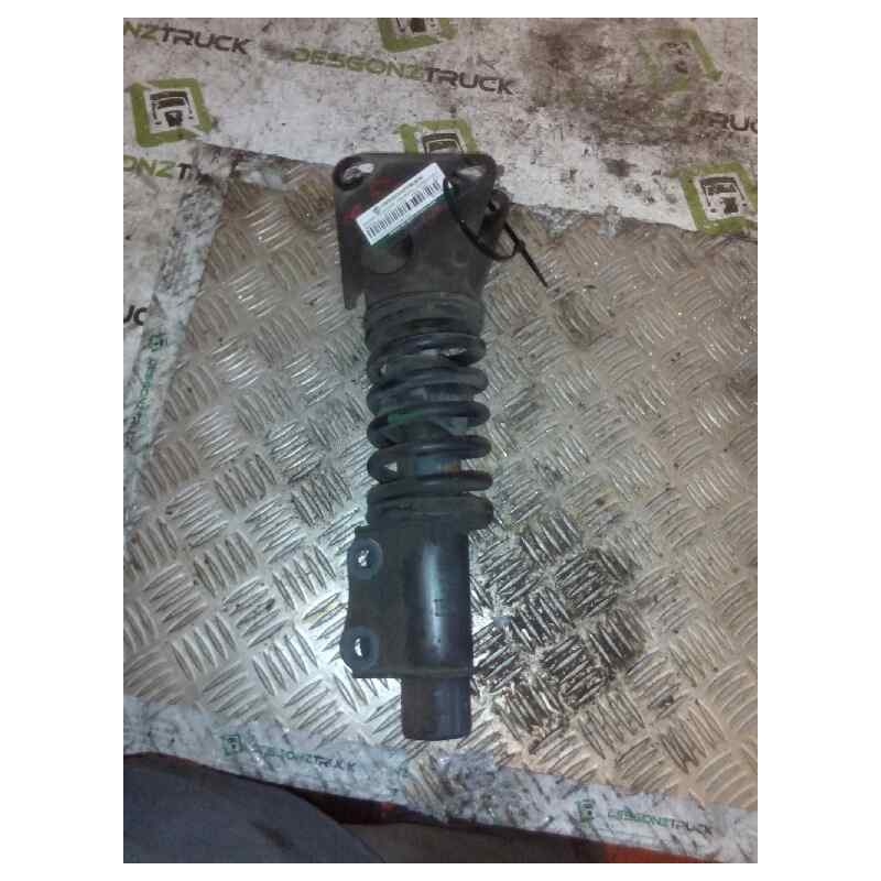 Recambio de amortiguador trasero derecho cabina para renault midlum fg  xxx.12/c e3 cabina para dormir referencia OEM IAM 501046