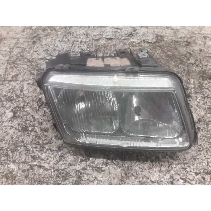 Recambio de faro derecho para audi a3 (8l) 1.8 ambiente referencia OEM IAM   