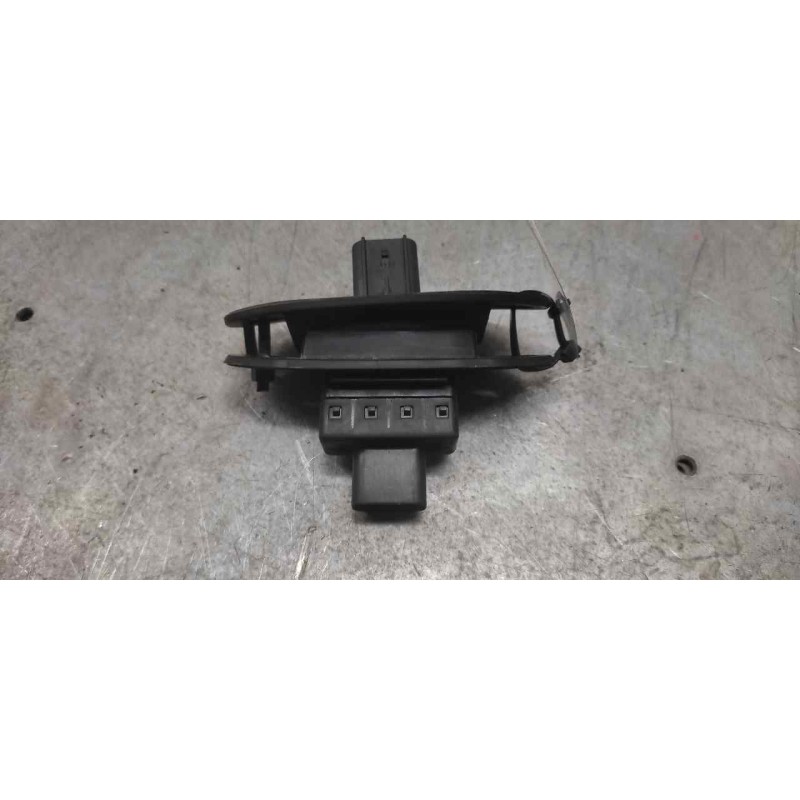 Recambio de interruptor para ford tourneo connect (tc7) kombi b. corta (2006) referencia OEM IAM 2T1T14A658BE 3/ 3 PINS PUERTA C - Blanco 2