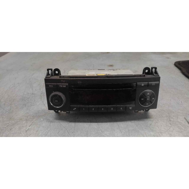 Recambio de sistema audio / radio cd para mercedes-benz clase a (w169) a 170 (169.032) referencia OEM IAM A1698200286001  