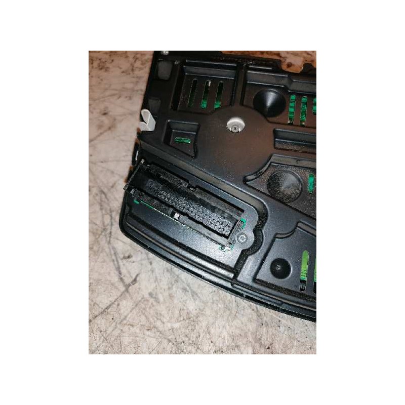 Recambio de cuadro instrumentos para opel astra h berlina elegance referencia OEM IAM 13186323HE - Blanco 4
