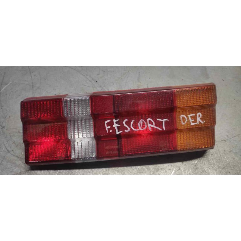 Recambio de piloto trasero derecho para ford escort berl./turn./cab./express escort turnier gl referencia OEM IAM