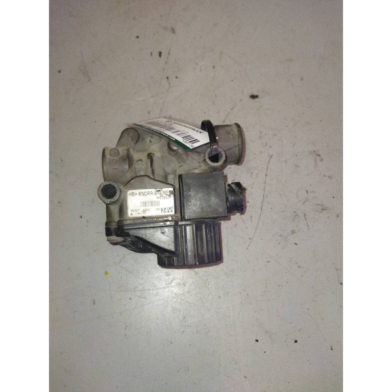 Recambio de valvula aire para renault serie d referencia OEM IAM 7485139224 K038450 ELECTRO VALVULA ABS