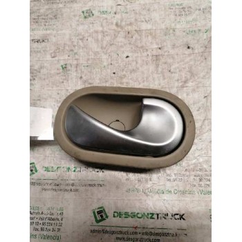 Recambio de maneta interior delantera derecha para renault scenic ii authentique referencia OEM IAM 8200028486  
