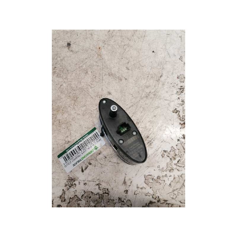 Recambio de mando elevalunas trasero izquierdo para mercedes-benz clase e (w211) berlina e 320 cdi (211.026) referencia OEM IAM 2