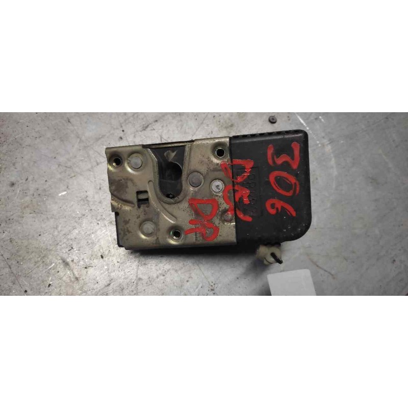 Recambio de cerradura puerta delantera derecha para peugeot 306 berlina 3/4/5 puertas (s2) boulebard referencia OEM IAM   