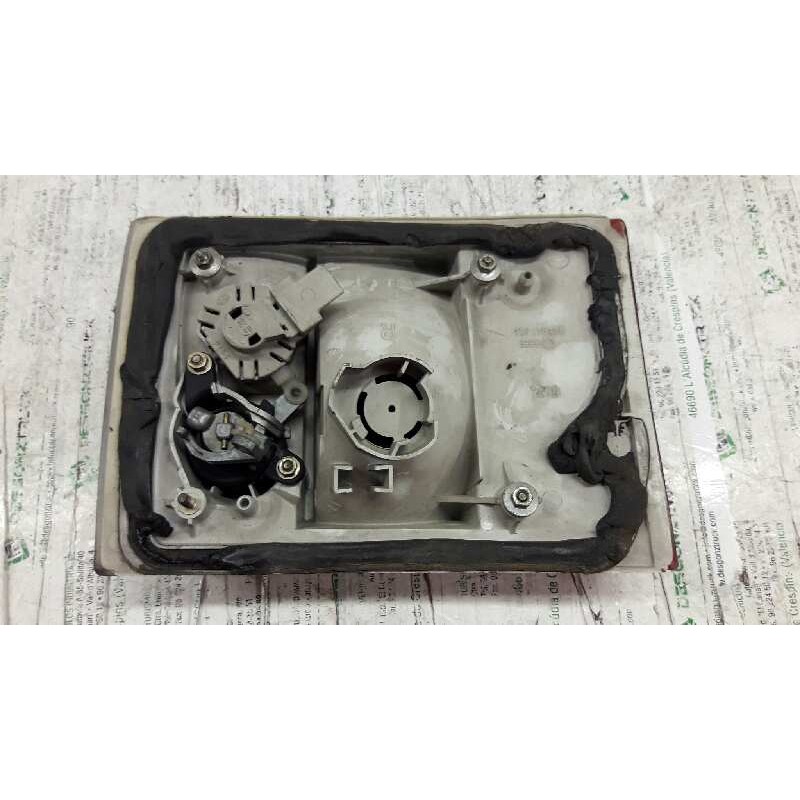 Recambio de piloto trasero derecho para audi 80/90 (893) 90 referencia OEM IAM  PORTON 2