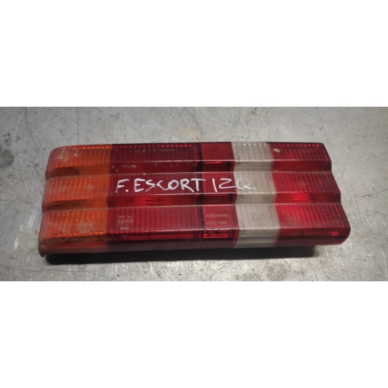 Recambio de piloto trasero izquierdo para ford escort berl./turn./cab./express escort turnier gl referencia OEM IAM