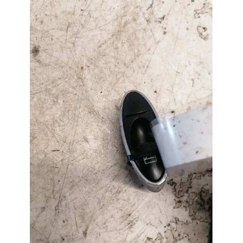 MANDO ELEVALUNAS DELANTERO DERECHO A2118211351 4 PINS 