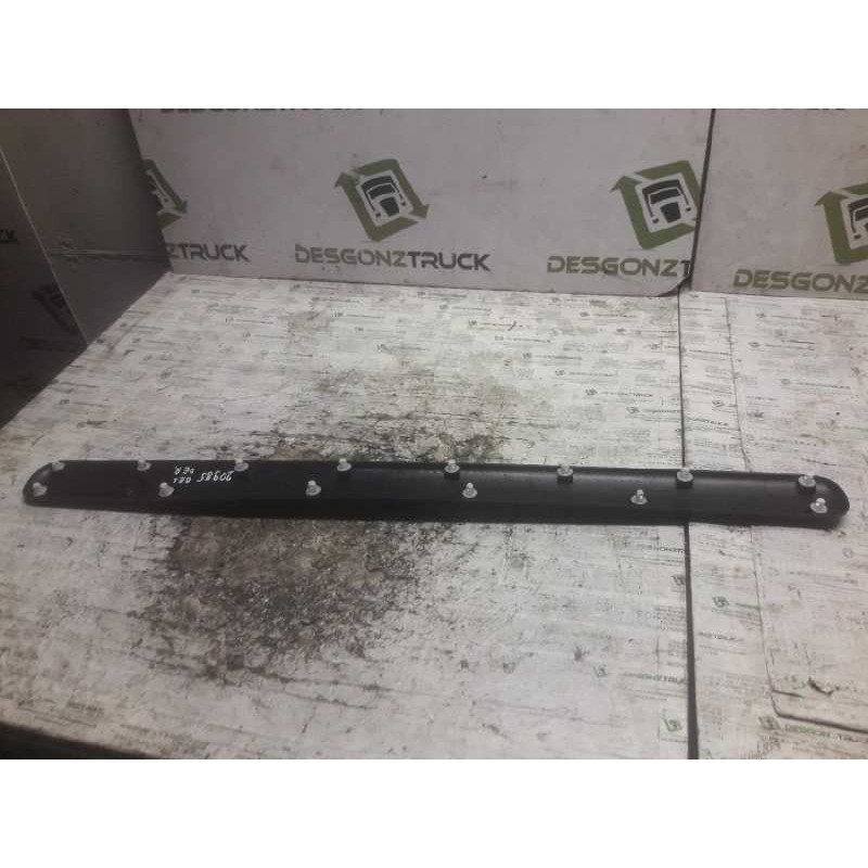 Recambio de moldura puerta delantera derecha para citroën berlingo 1.9 1,9 d sx modutop familiar referencia OEM IAM 9635188677 3