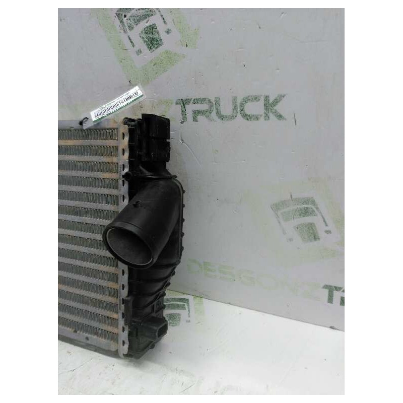 Recambio de intercooler para mercedes-benz vito (w638) combi 110 d euro 2 (638.174) referencia OEM IAM 6385012301 2207320001 - Blanco 3