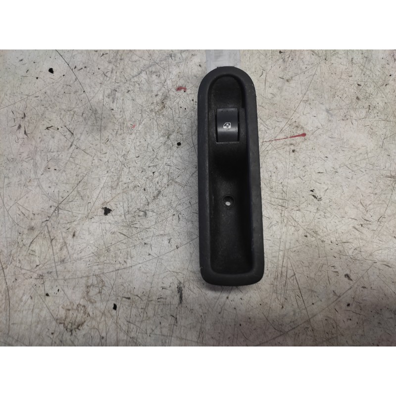 Recambio de mando elevalunas trasero derecho para renault scenic ii authentique referencia OEM IAM   6 PINS