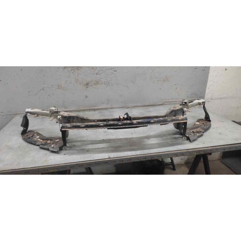 Recambio de panel frontal para volvo c30 d5 kinetic referencia OEM IAM   