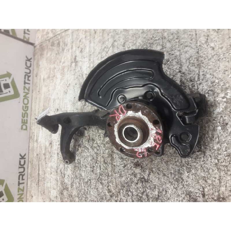 Recambio de mangueta delantera derecha para volkswagen passat berlina (3b3) v6 tdi executive referencia OEM IAM 8D0407258  