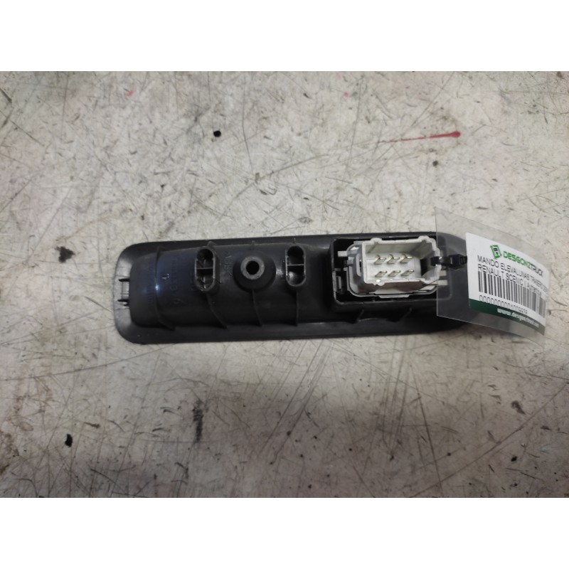 Recambio de mando elevalunas trasero derecho para renault scenic ii authentique referencia OEM IAM   6 PINS - Gris 2