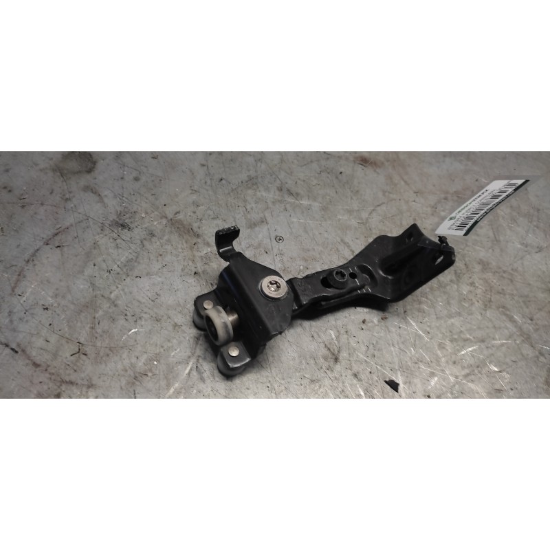 Recambio de bisagra puerta corredera para fiat ducato combi 33 (290) 130 teilverglast (l1h1) referencia OEM IAM D861  