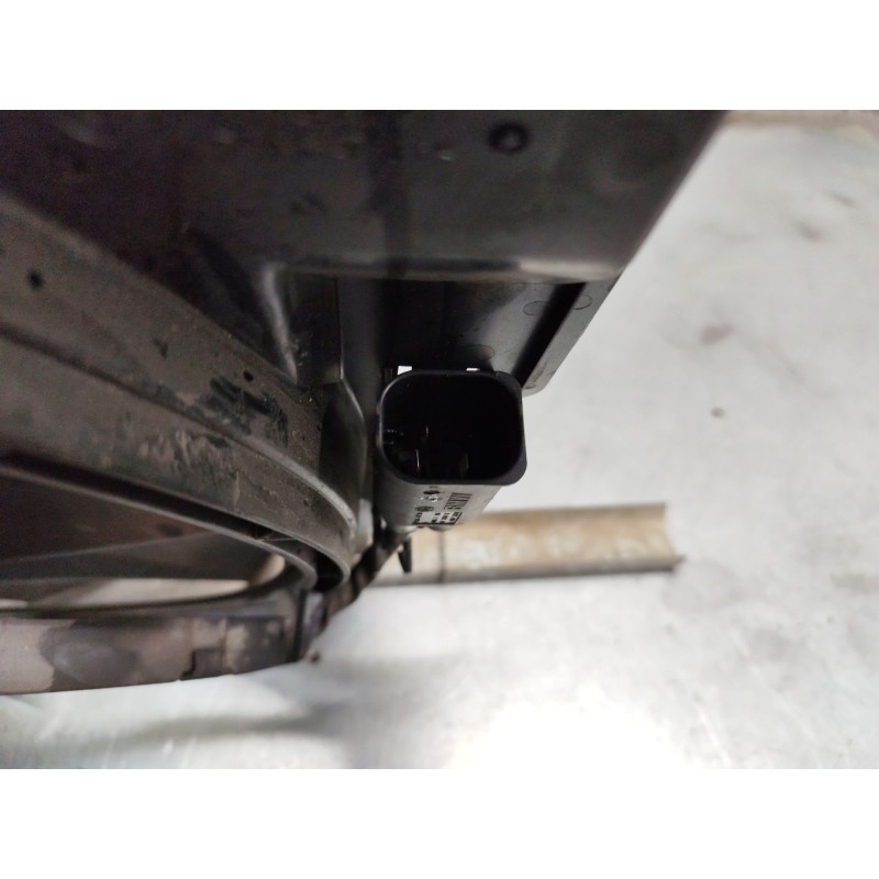 Recambio de electroventilador para bmw 3 (f30, f80) 320 d xdrive referencia OEM IAM 7608407 3