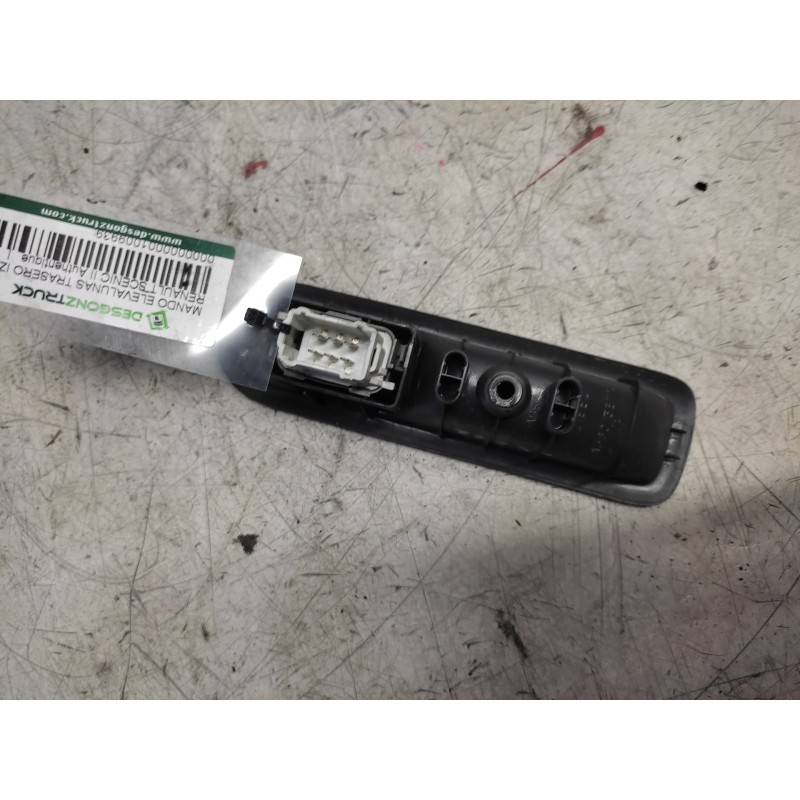 Recambio de mando elevalunas trasero izquierdo para renault scenic ii authentique referencia OEM IAM   6 PINS - Gris 2