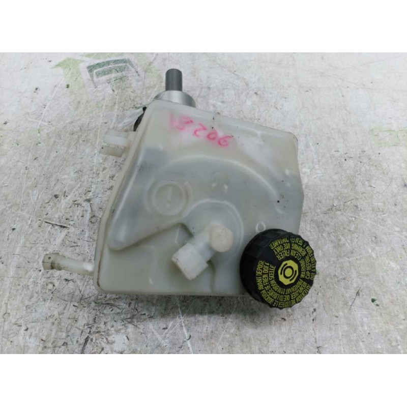 Recambio de bomba freno para peugeot 206 berlina xs referencia OEM IAM 4601F8 - Negro 3